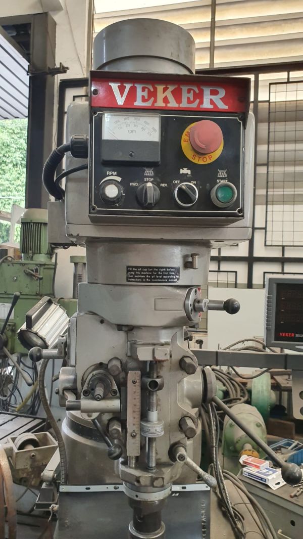 Fresadora Ferramenteira VEKER VK406i