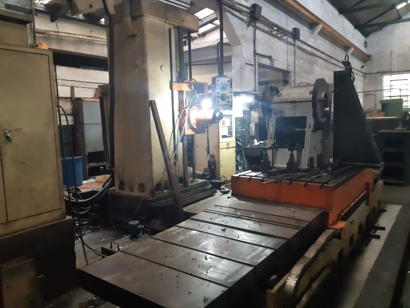 Mandrilhadora Universal WOTAN B120