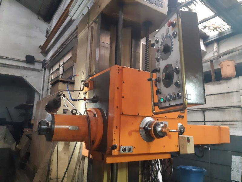 Mandrilhadora Universal WOTAN B120