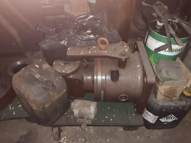 Mandrilhadora Universal WOTAN B120
