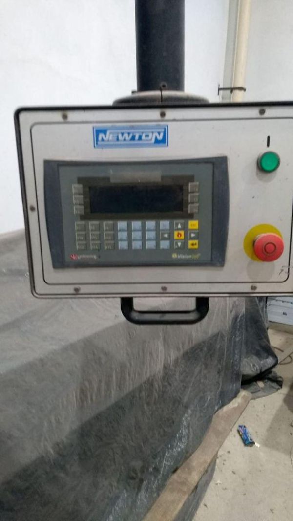 Dobradeira CNC NEWTON PDH13530II