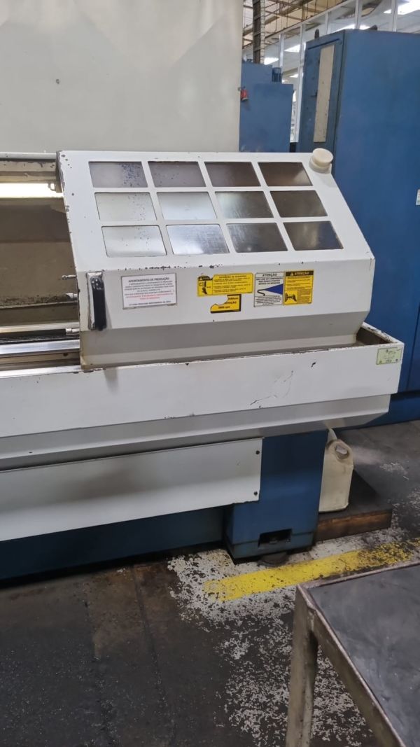 Torno CNC ROMI CENTUR 30D