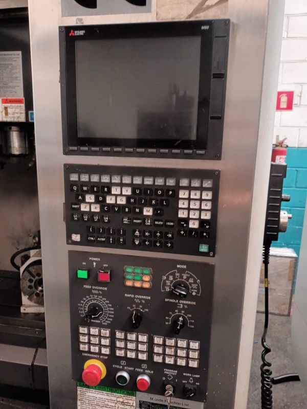 Centro de usinagem MAXIMILL QMC-600
