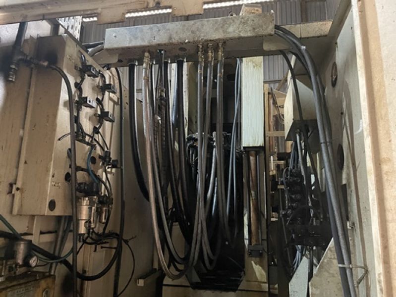 Centro de Usinagem Horizontal DUPLO PALLET DAHLIH MHC-800