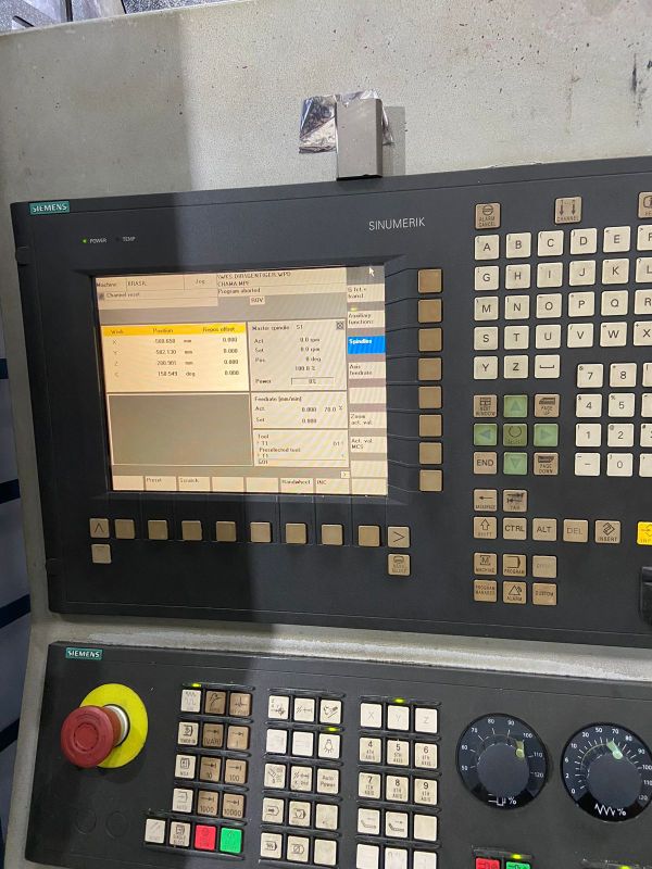 Centro de Usinagem Vertical GENTIGER GT160V