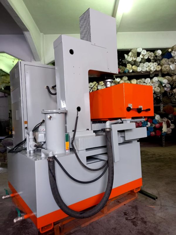 Eletroerosão por Penetração ENGEMAQ EDM 440NC