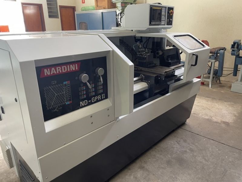 Torno CNC NARDINI GPRII