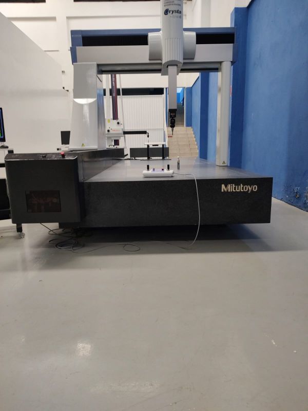 Tridimensional MITUTOYO CRT-AC123010