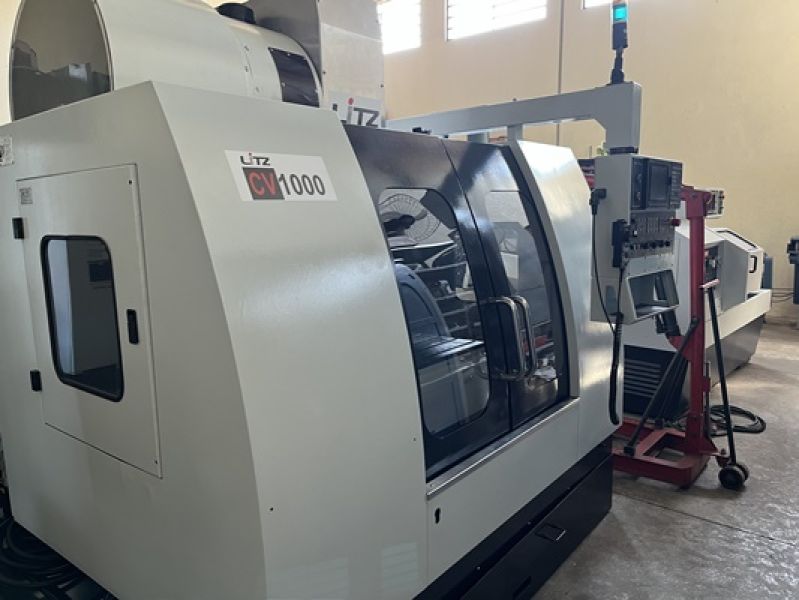 Centro de Usinagem Vertical VEKER LITZ MV1000