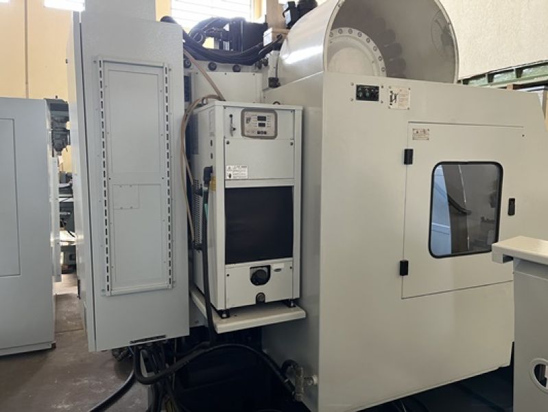 Centro de Usinagem Vertical VEKER LITZ MV1000