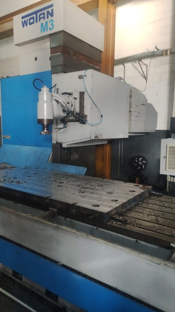 Fresadora CNC WOTAN M3