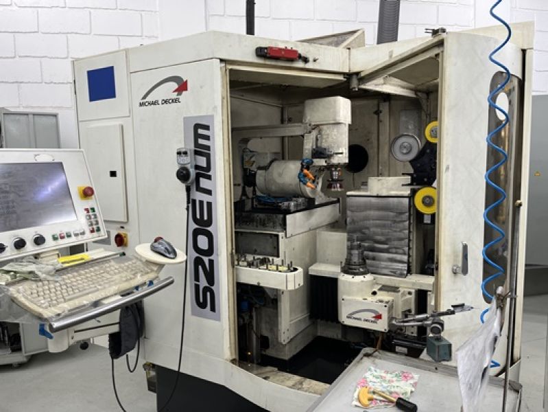 Afiadora de Ferramentas CNC MICHAEL DECKEL S20
