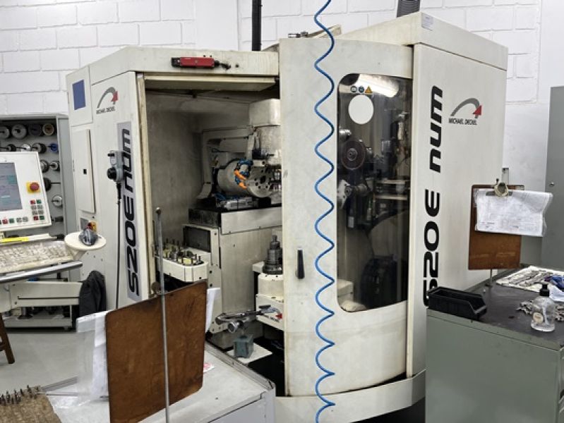 Afiadora de Ferramentas CNC MICHAEL DECKEL S20