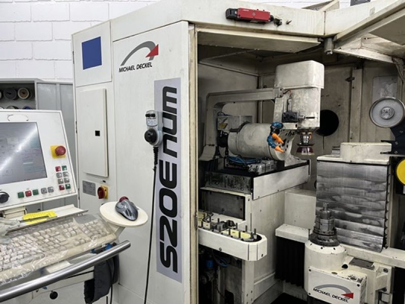 Afiadora de Ferramentas CNC MICHAEL DECKEL S20