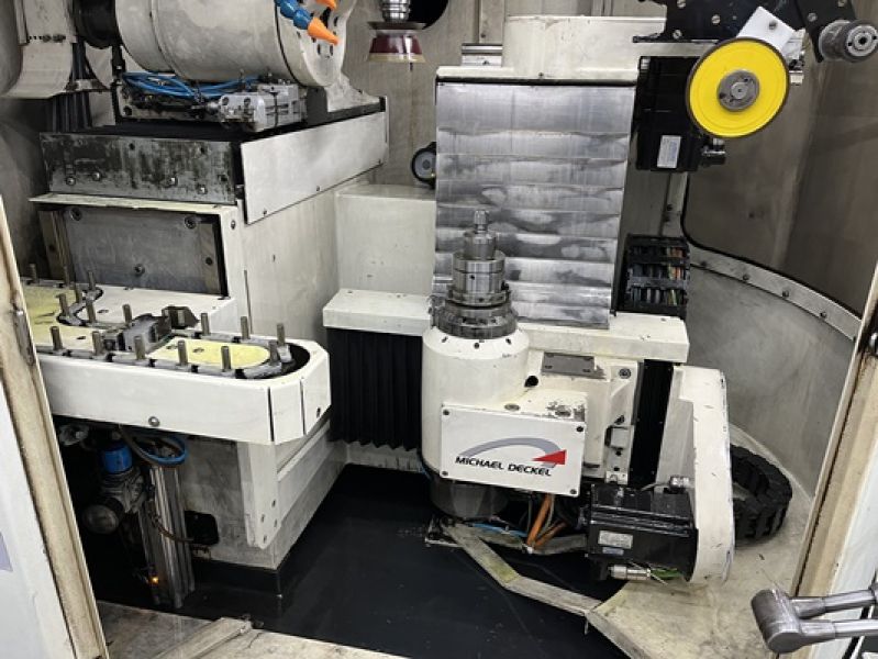 Afiadora de Ferramentas CNC MICHAEL DECKEL S20