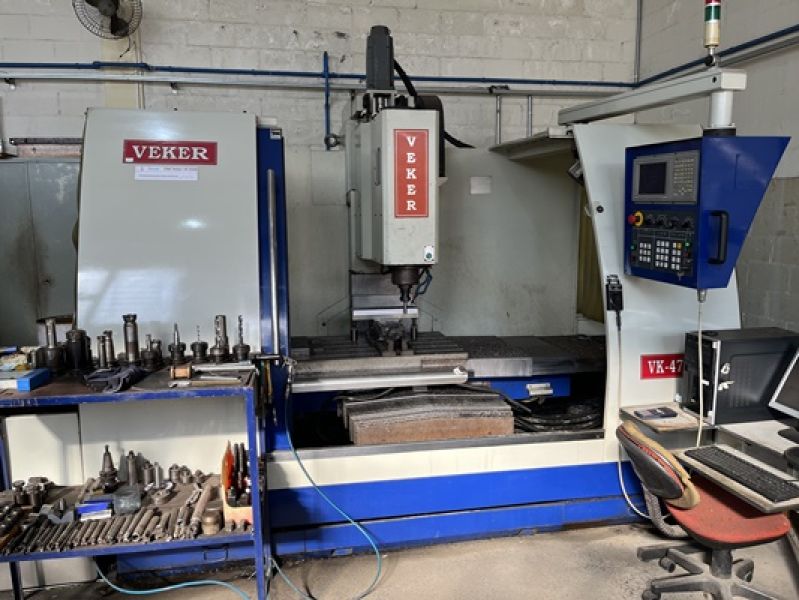 Fresadora CNC VEKER VK4700D