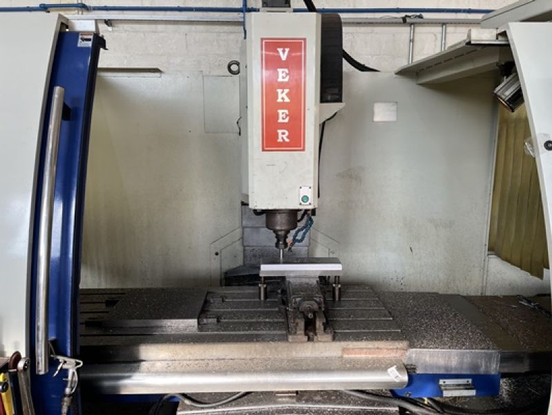 Fresadora CNC VEKER VK4700D