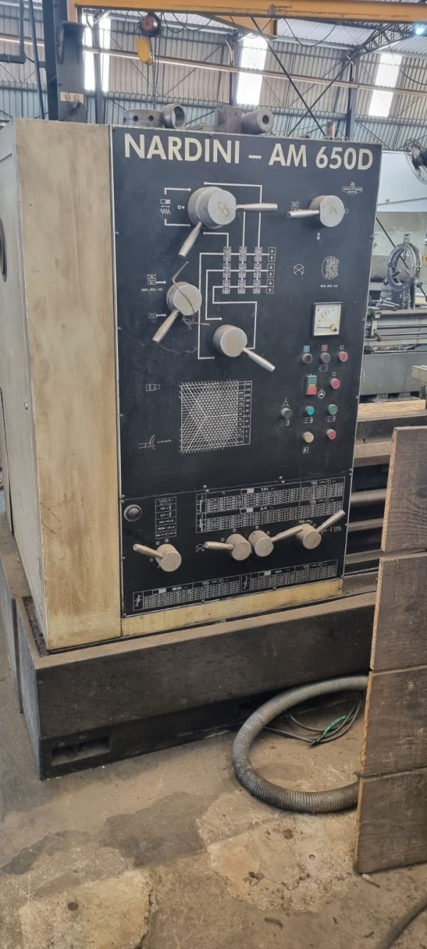 Torno Mecânico NARDINI AM650D