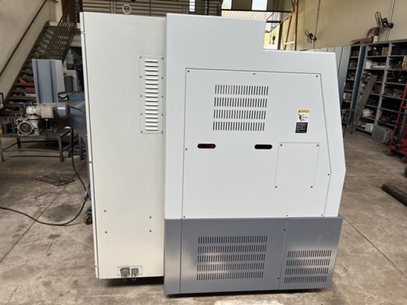 Torno CNC HYUNDAI-KIA SKT 21