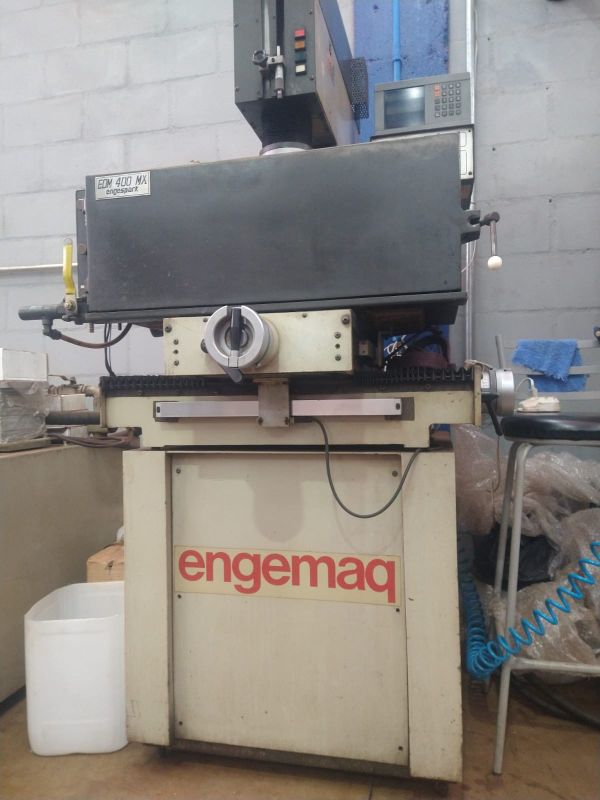 Eletroerosão por Penetração ENGEMAQ 400MX