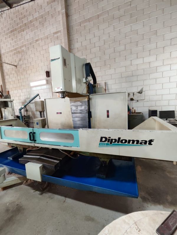 Fresadora CNC NARDINI DIPLOMAT PETRUS 90250R