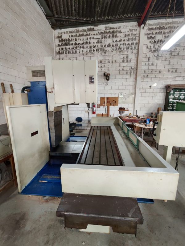 Fresadora CNC NARDINI DIPLOMAT PETRUS 90250R