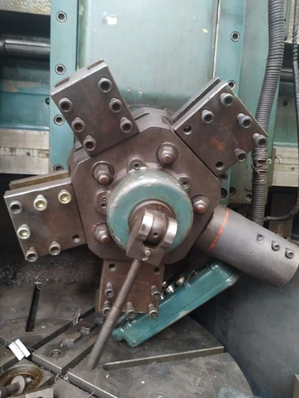 Torno Vertical TOS SK-12
