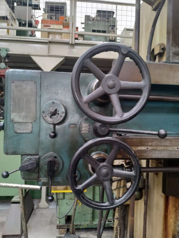 Torno Vertical TOS SK-12