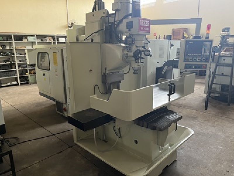 Fresadora CNC VEKER VK-4300