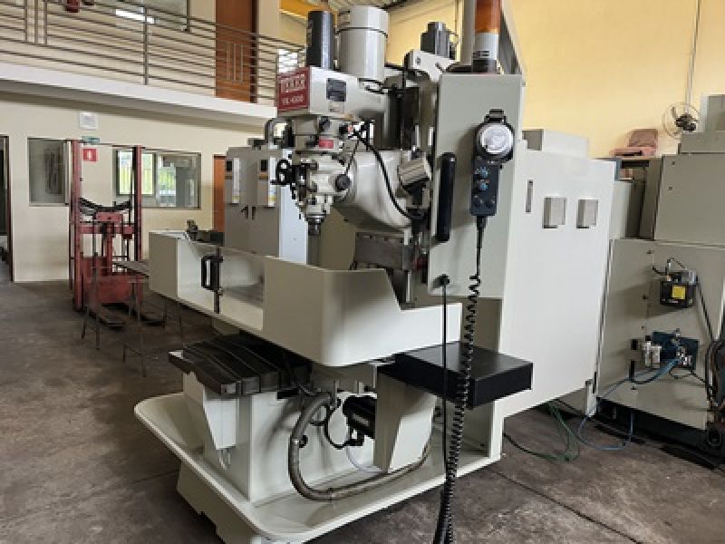 Fresadora CNC VEKER VK-4300
