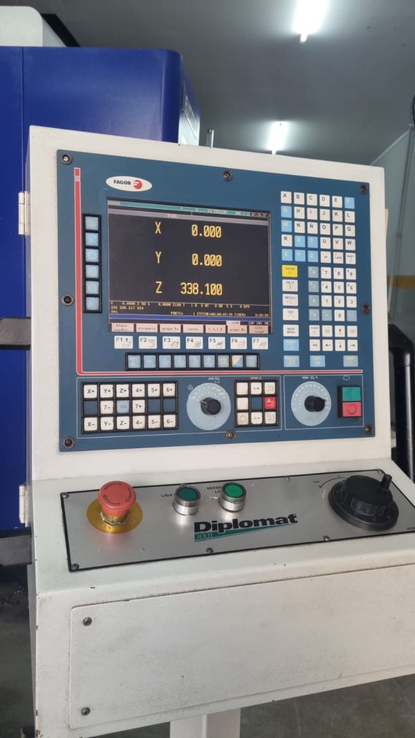 Fresadora CNC PETRUS 50100