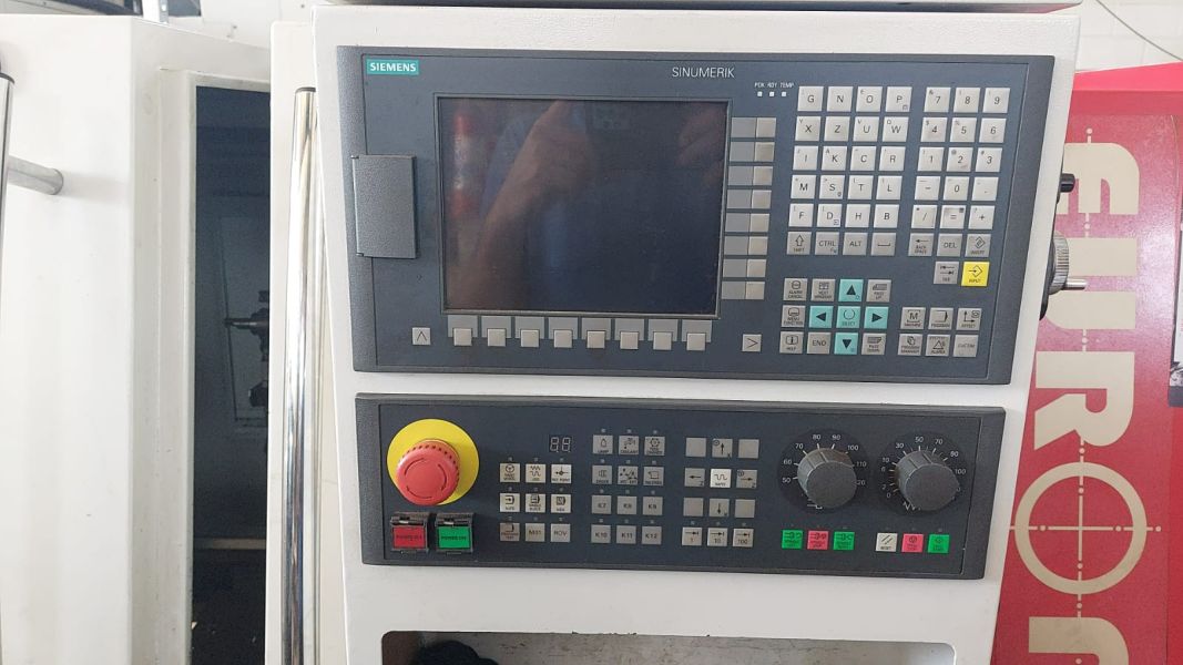 Torno CNC EURON ST2