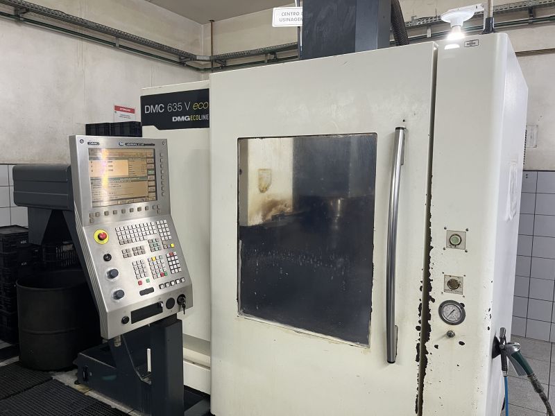 Centro de Usinagem Vertical DMG MORI DMC 635V Ecoline