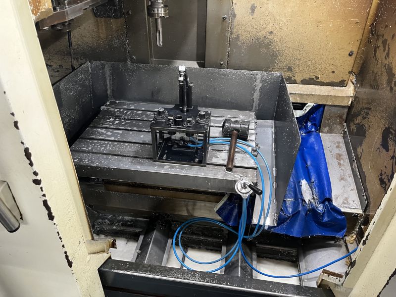 Centro de Usinagem Vertical DMG MORI DMC 635V Ecoline
