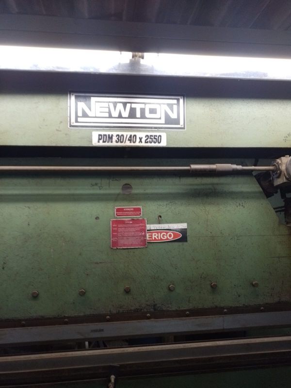 Dobradeira NEWTON PDM 30/40 – 2550 X 3MM