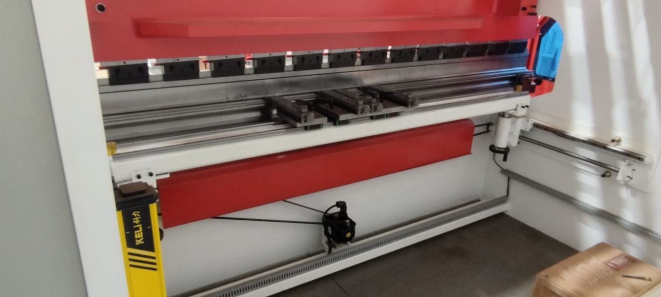 Dobradeira THIMER THR 125X3200 CN