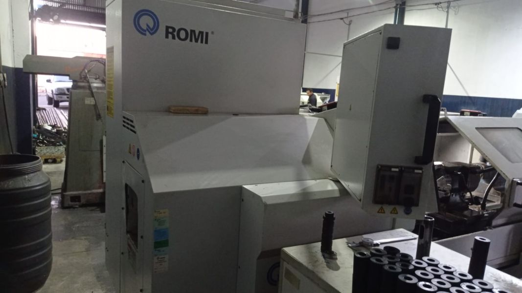 Torno CNC ROMI CENTUR 30D MULTIPLIC