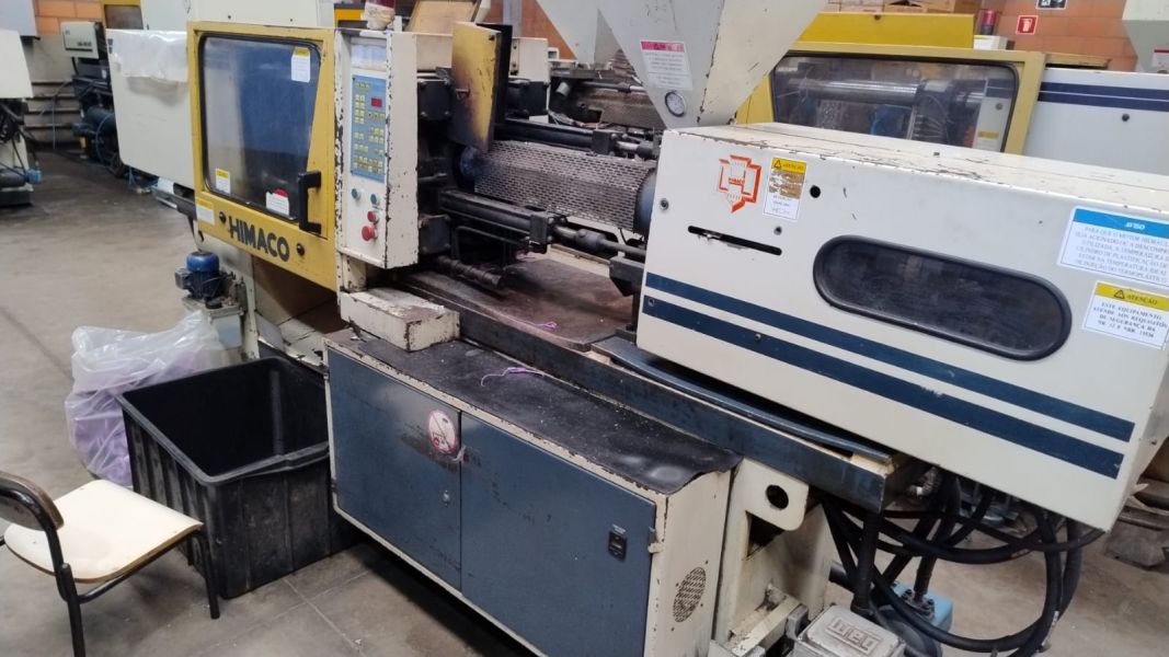Injetora de Plástico HIMACO LHS 150/80
