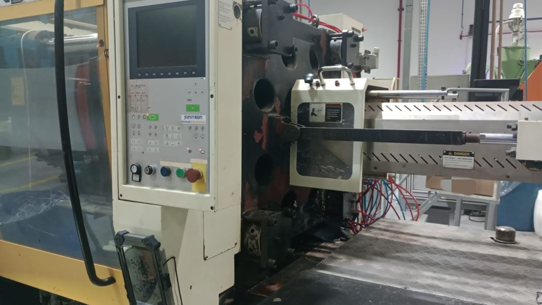 Injetora de Plástico SINITRON BORCHE BS3200