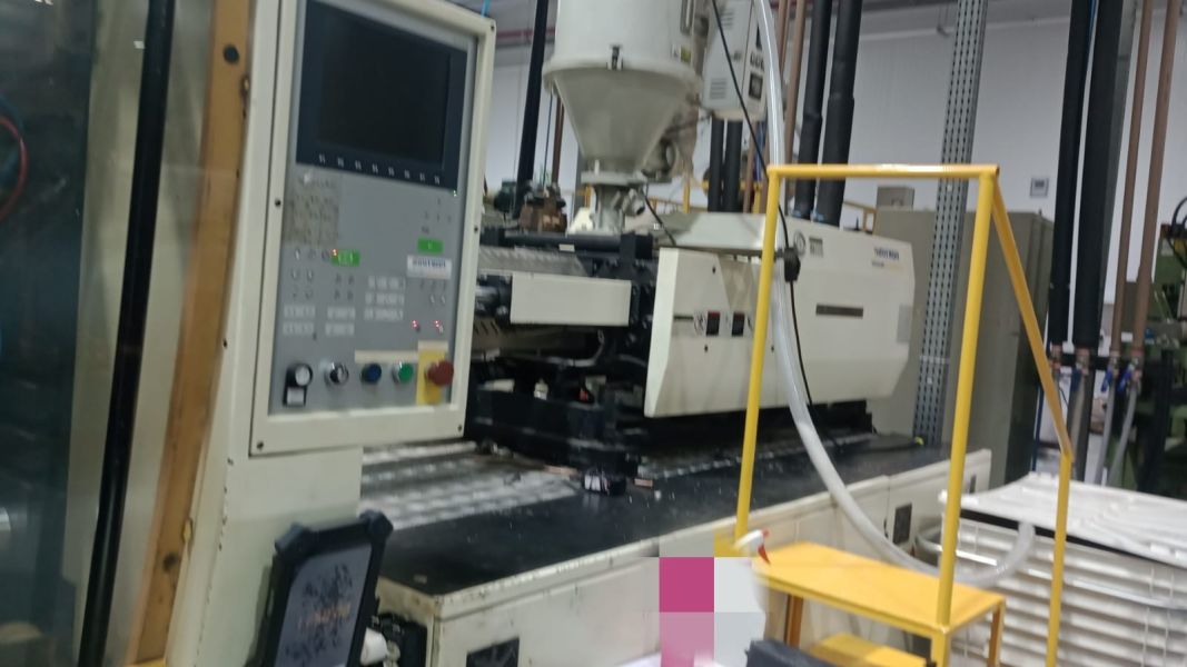 Injetora de Plástico SINITRON BORCHE BS3200
