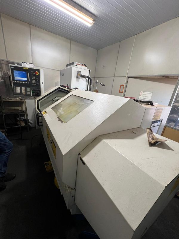 Torno CNC ROMI CENTUR 30D