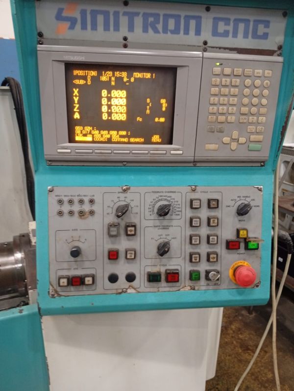 Fresadora CNC SINITRON B5