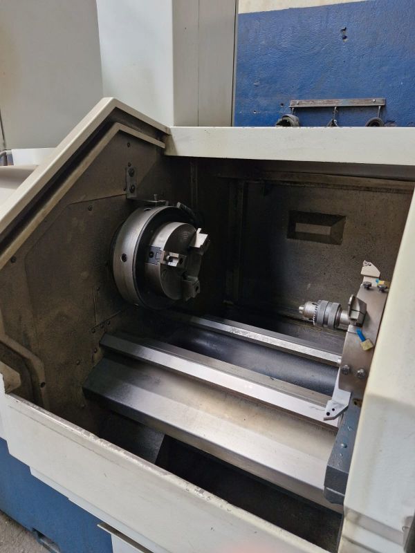 Torno CNC ROMI CENTUR 30D