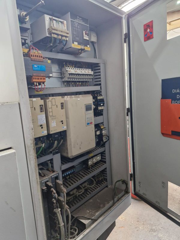 Torno CNC ROMI CENTUR 30D