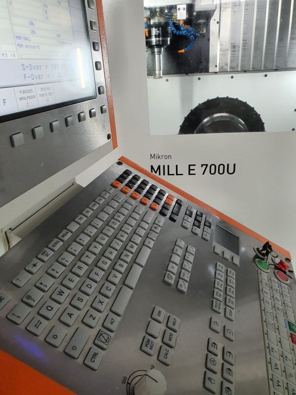 Centro de Usinagem Vertical 5 Eixos GF MIKRON MILL E 700