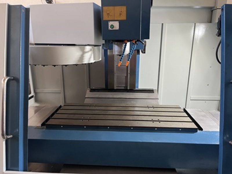 Centro de Usinagem Vertical FEELER FV1000