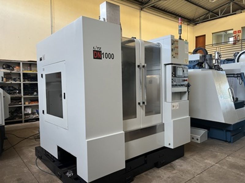 Centro de Usinagem Vertical VEKER LITZ DN-1000