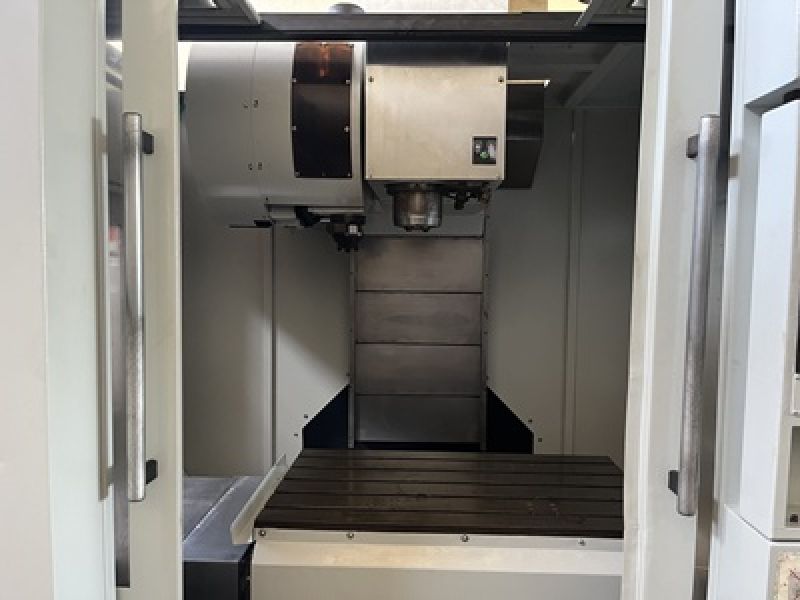 Centro de Usinagem Vertical VEKER LITZ DN-1000