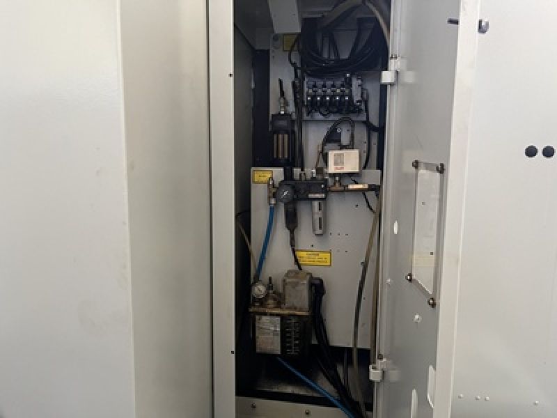 Centro de Usinagem Vertical VEKER LITZ DN-1000