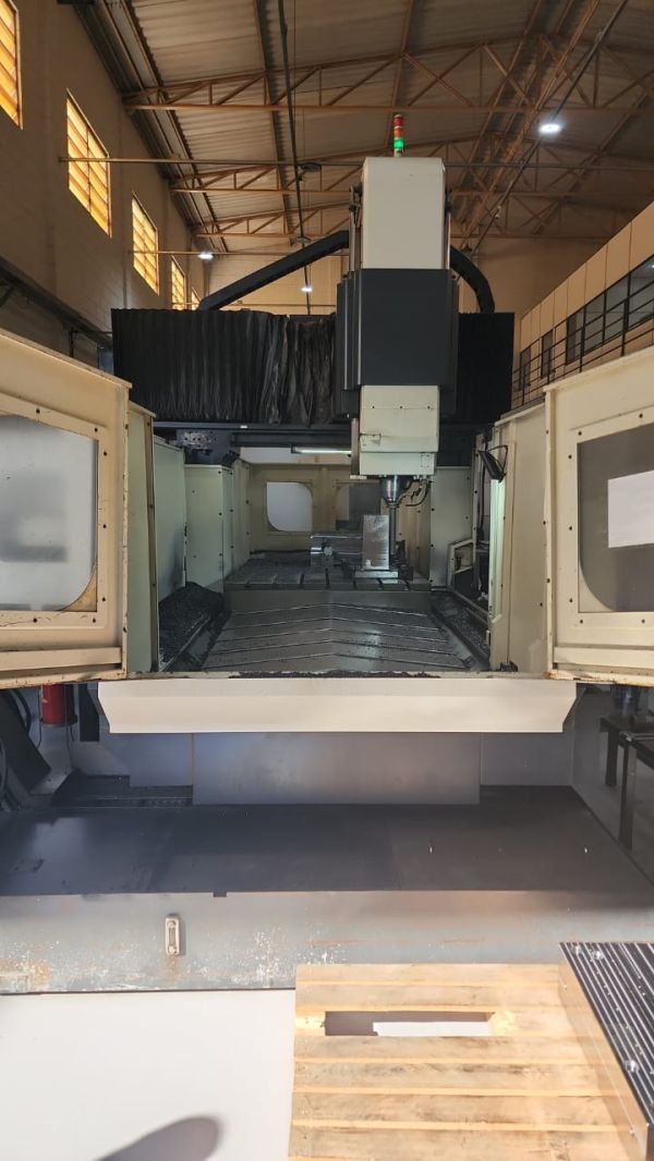 Centro de Usinagem tipo Portal HARTFORD INFINITY HEP2150